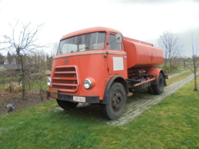 Truck DAF A 1600 DD 425