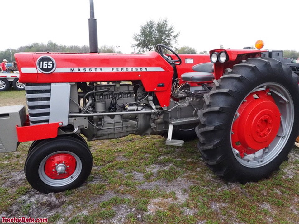 Tractor Massey Ferguson 165
