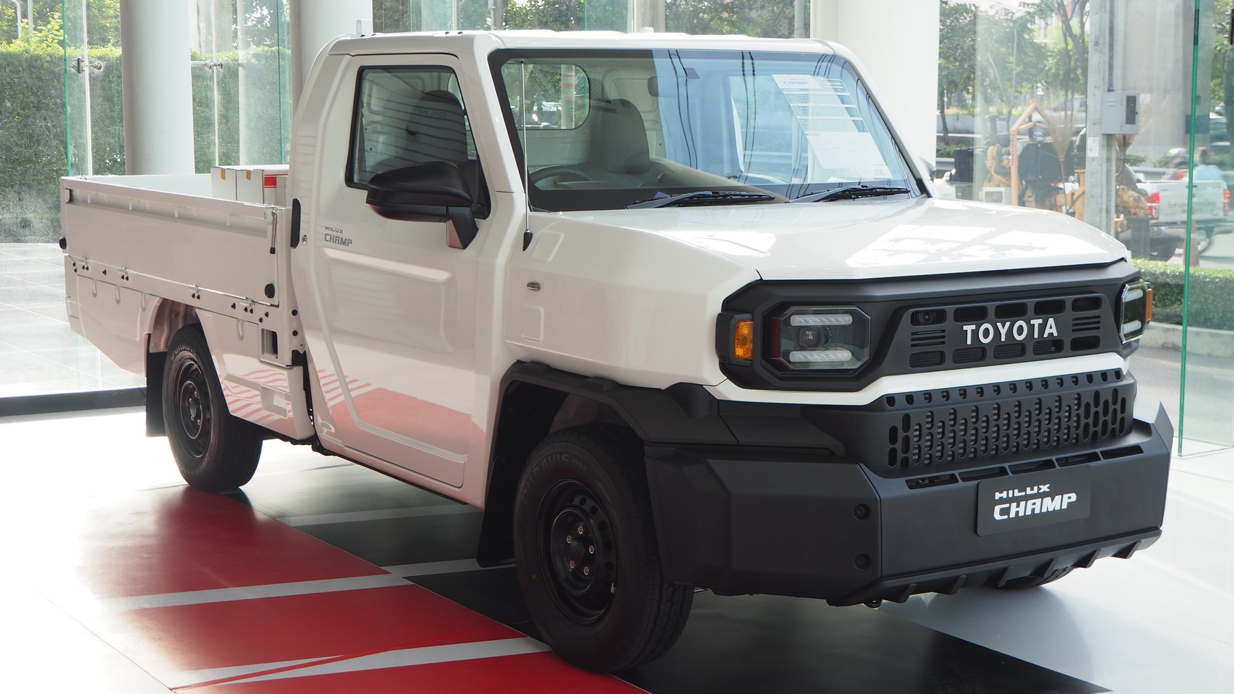 Comear HILUX