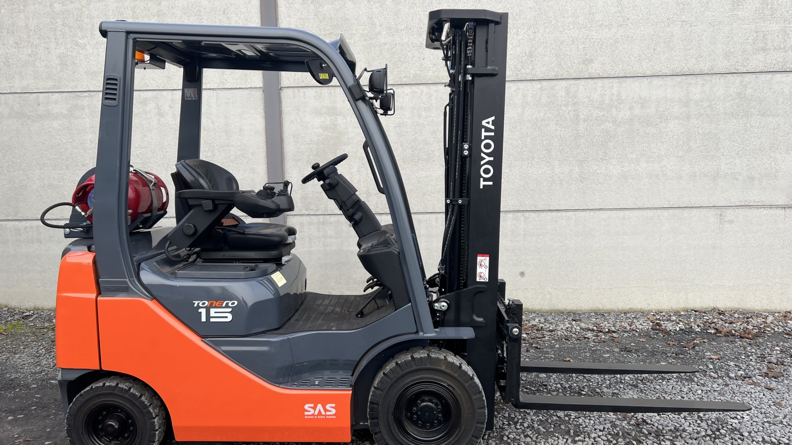 Treibgasstapler Toyota 02-8 FGF15