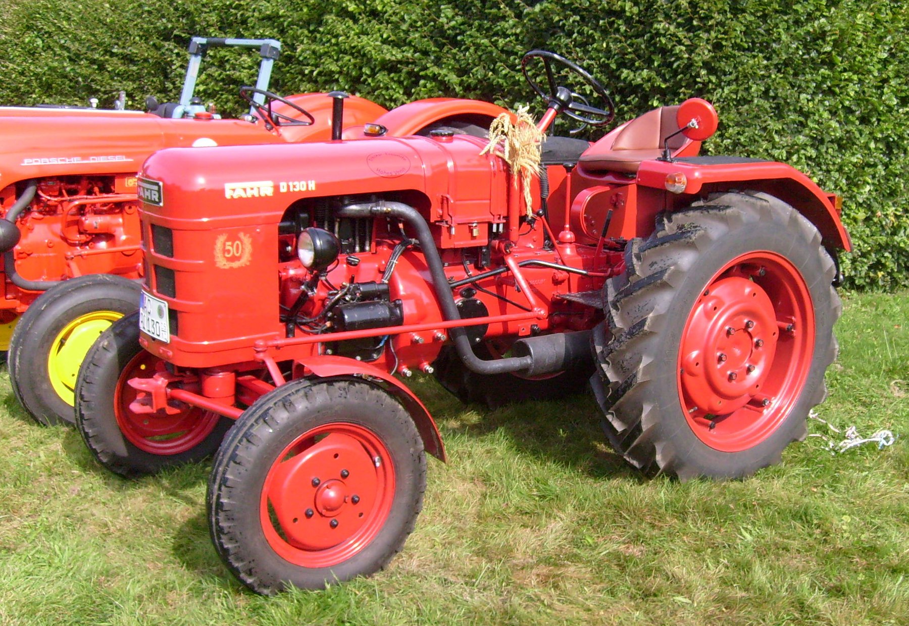 Traktor Fahr D 130 H