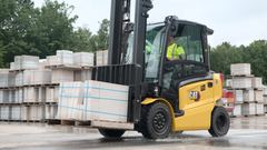 CAT Lift Trucks Caterpillar EP40