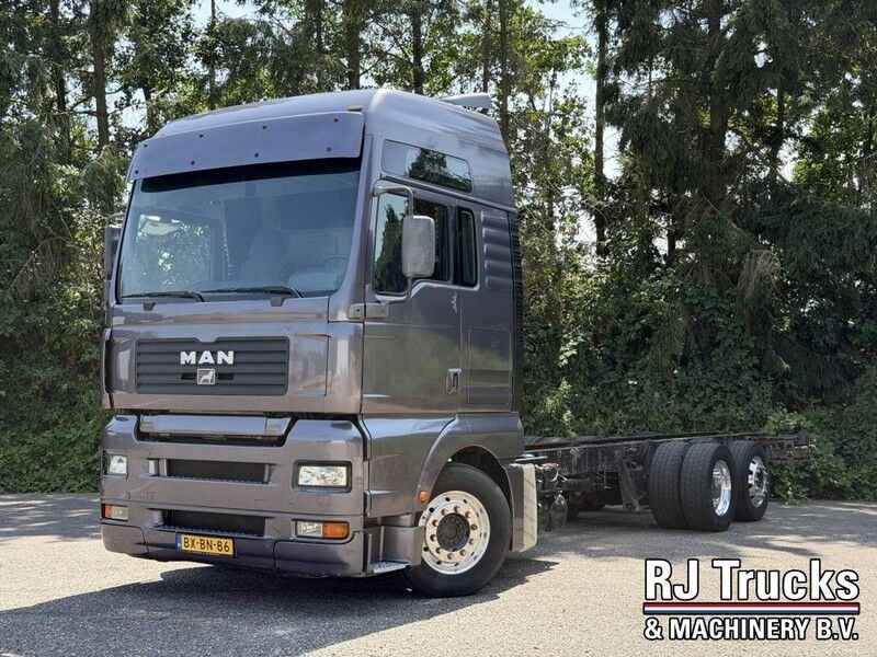 Truck MAN TGA28.480 6X2-2 BL