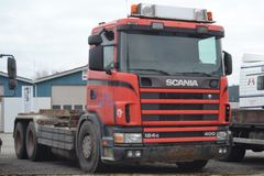 Scania 124 GB-8X4/194+216+145