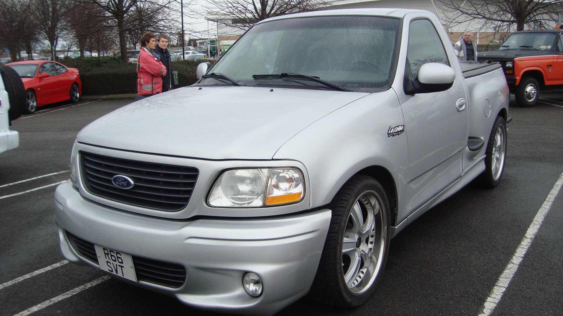 Van Ford F150 SVT LIGHTNING
