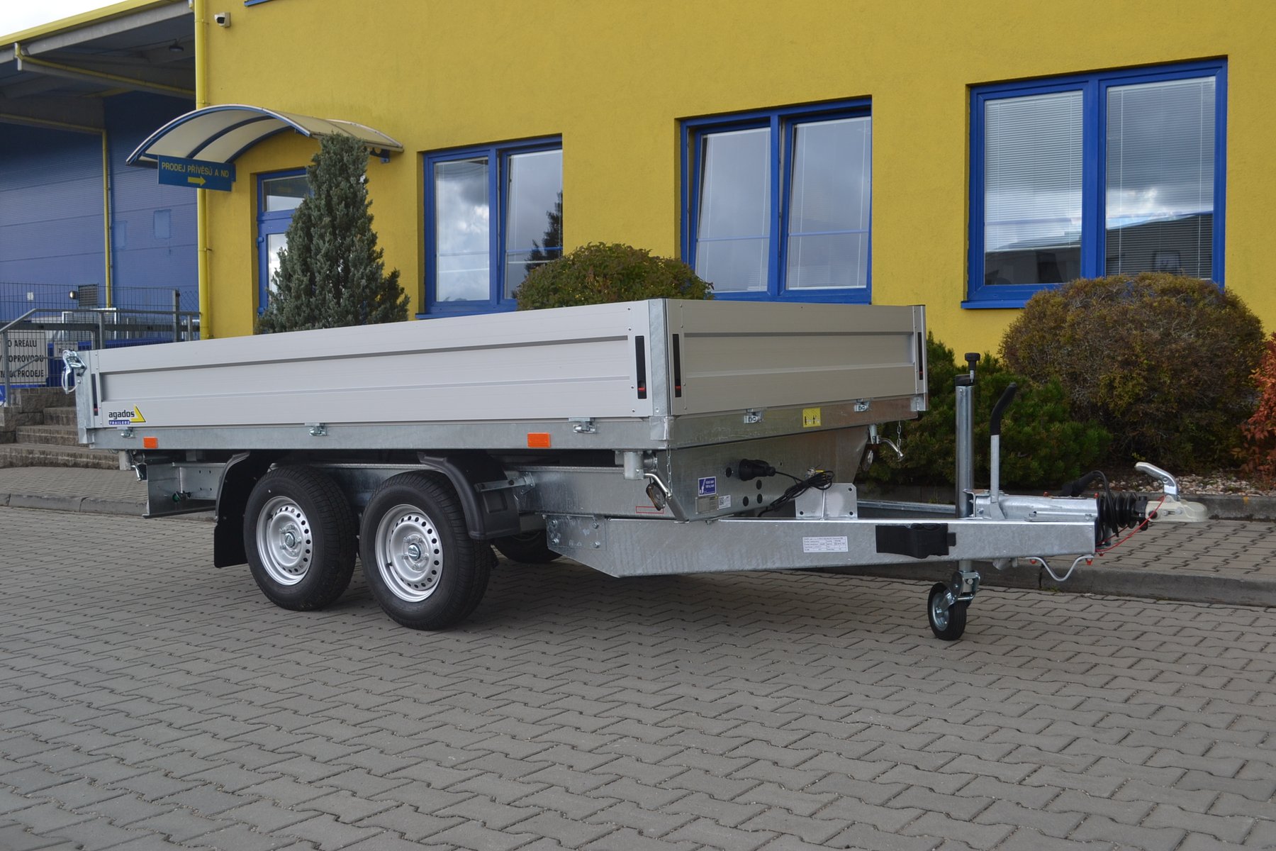 Car trailers up to 3.5 t Agados ATLAS SDAH