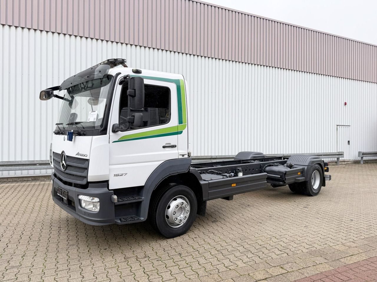 Truck Mercedes Benz ATEGO 1318 LKO 4x2