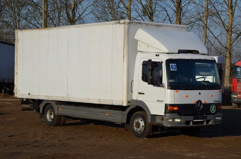 Truck Mercedes Benz ATEGO 1017