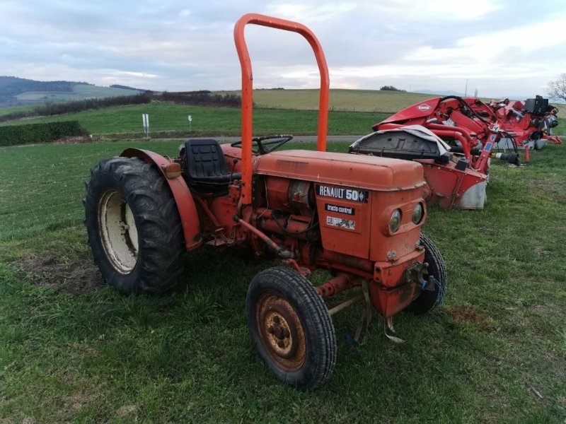 Tractor Renault 50-12 V