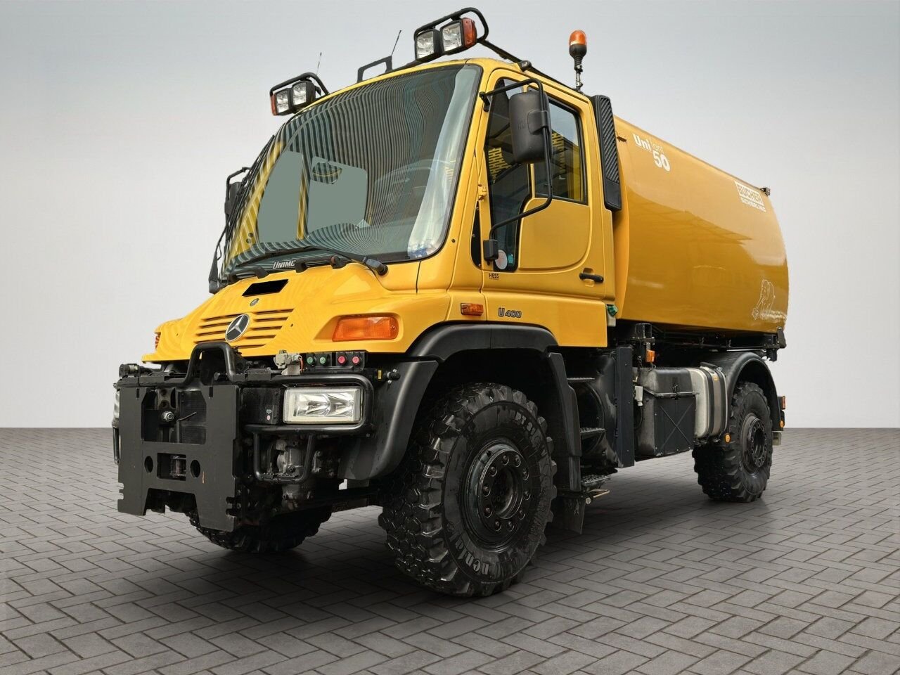 Truck Unimog U 1250L/C