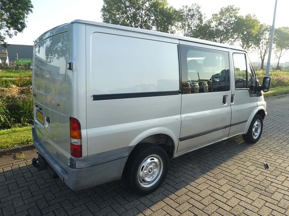 Transporter Ford TRANSIT 300S FD DC 85 LR