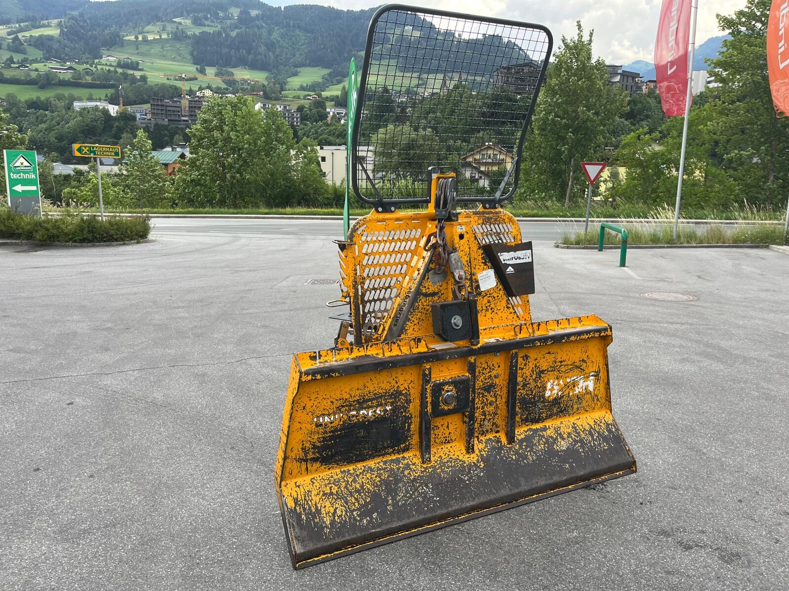 Trailer TUENNISSEN 180M