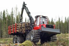 Komatsu 895-2