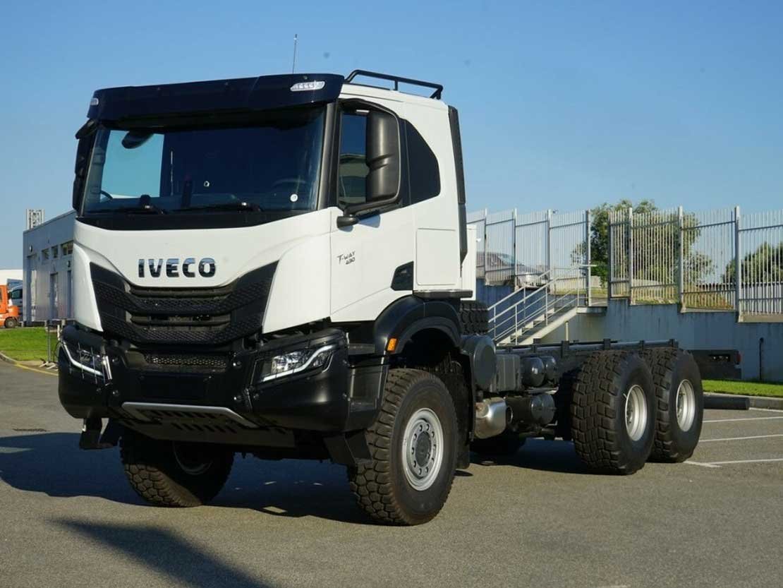 Iveco AT380TW