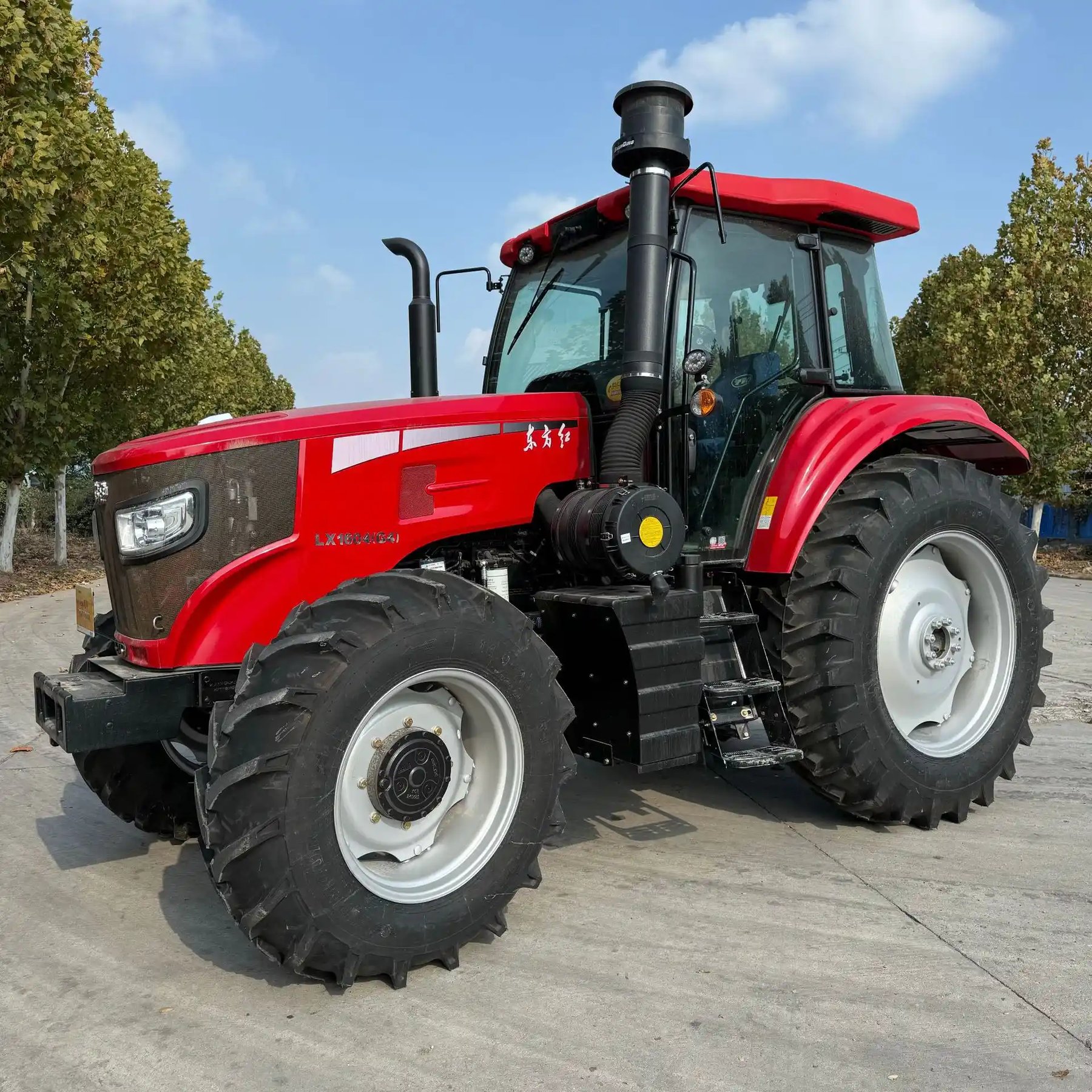 Tractor YTO DFH-200 Utility