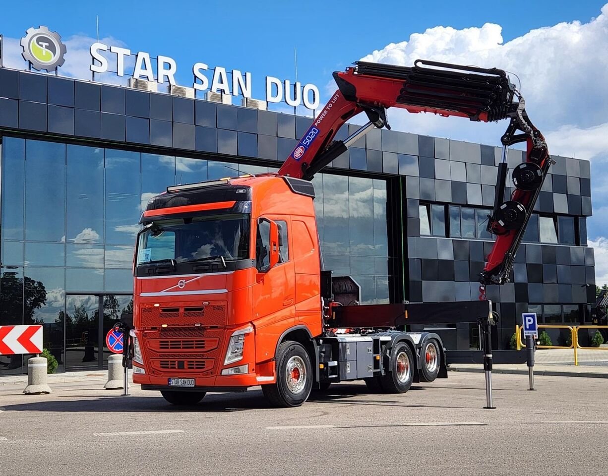 Truck Volvo 480 8X2 Fgst