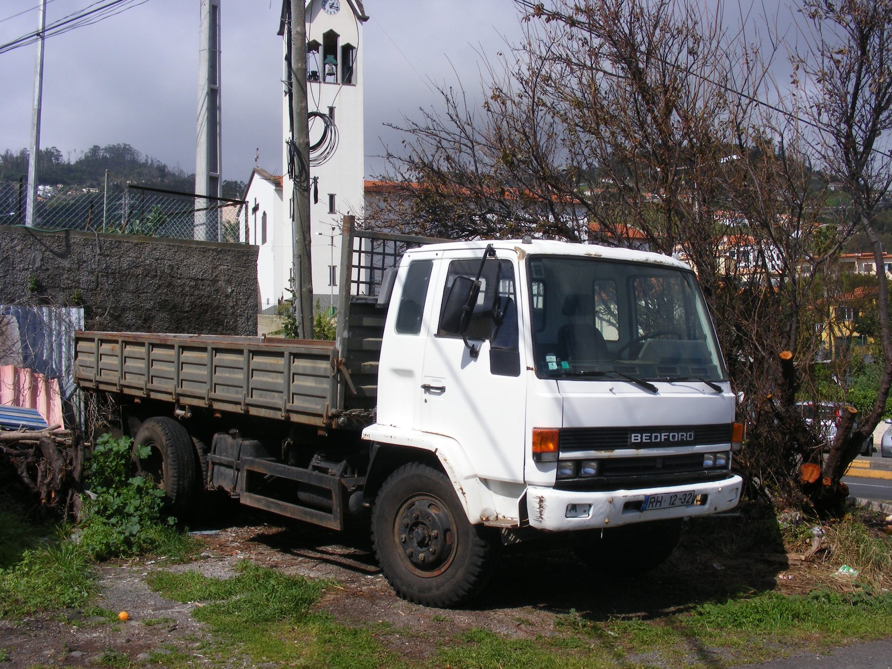 Van Bedford ISUZU LONGBED DIESEL