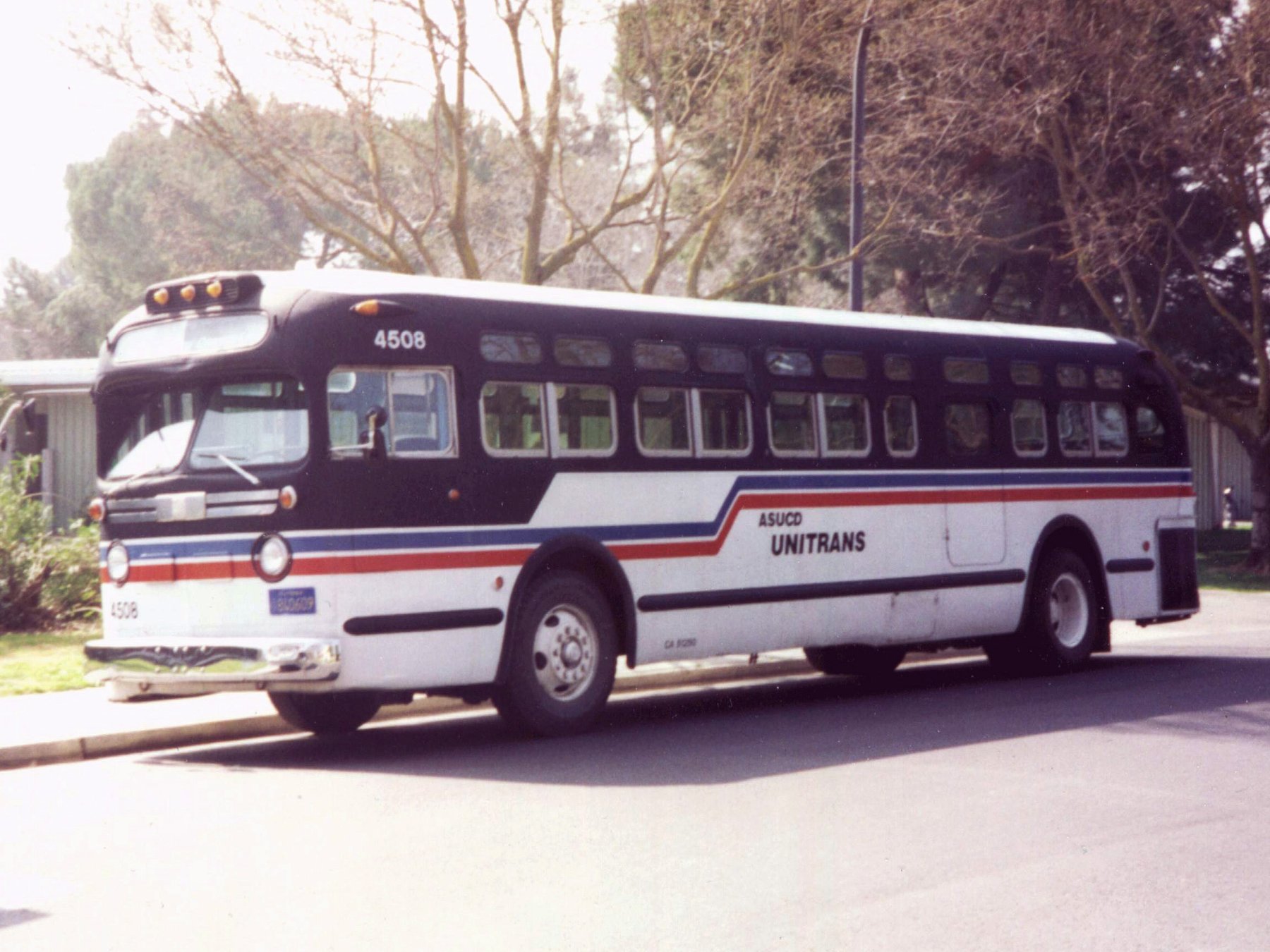 Unitrans AT 2600