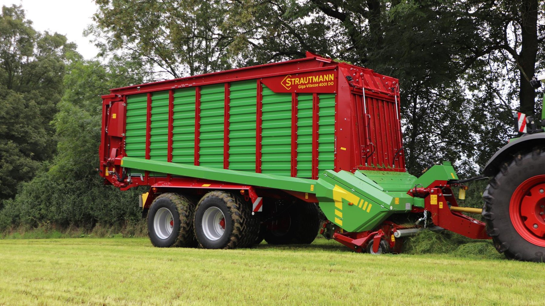 Grünland & Futter Strautmann Giga-Vitesse CFS 4001