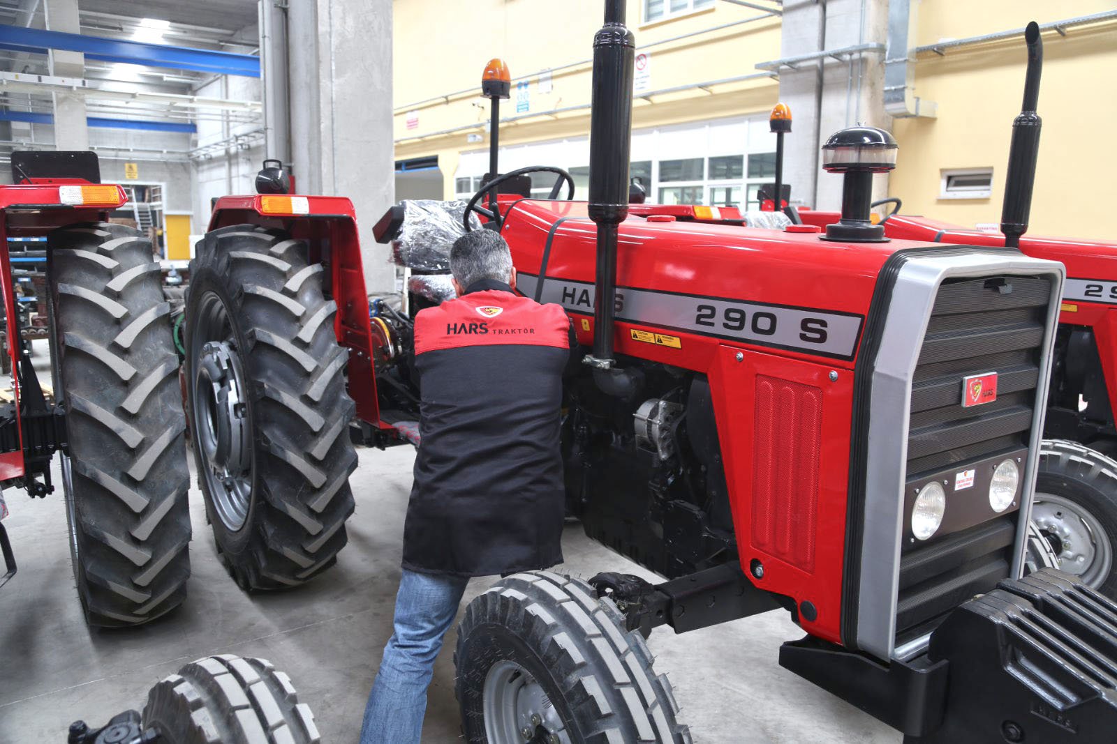 Traktor Hars 290 S