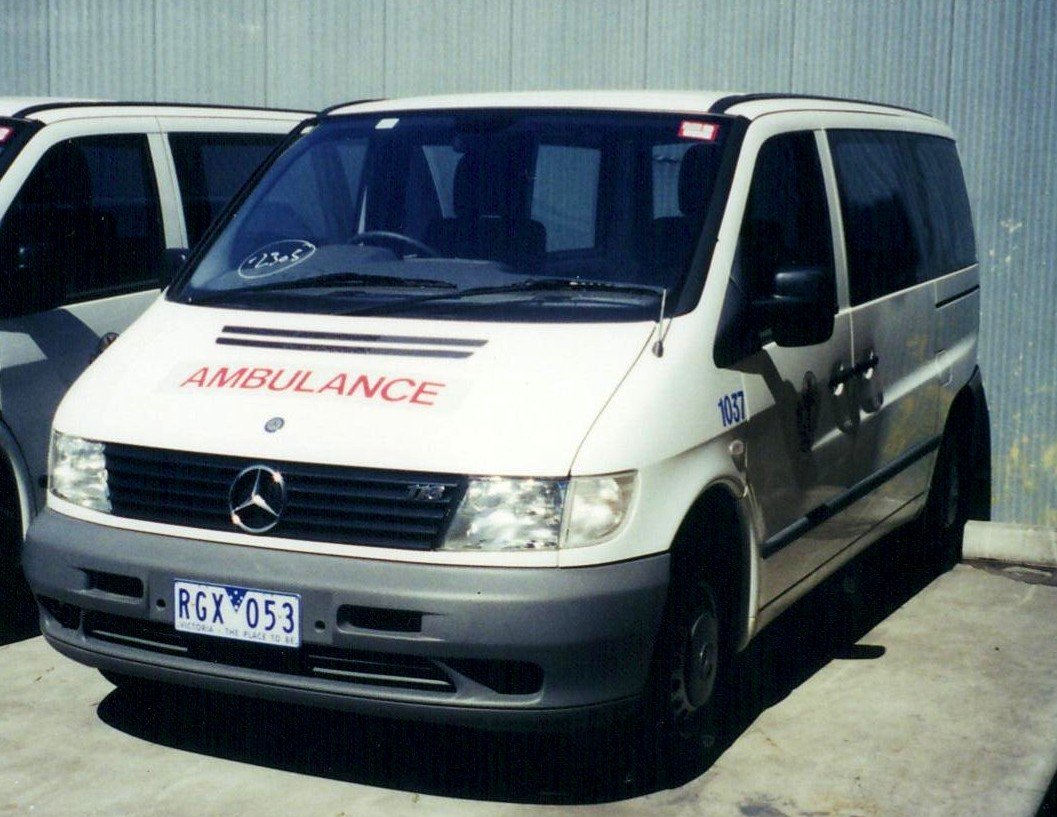 Van Mercedes Benz VITO 113