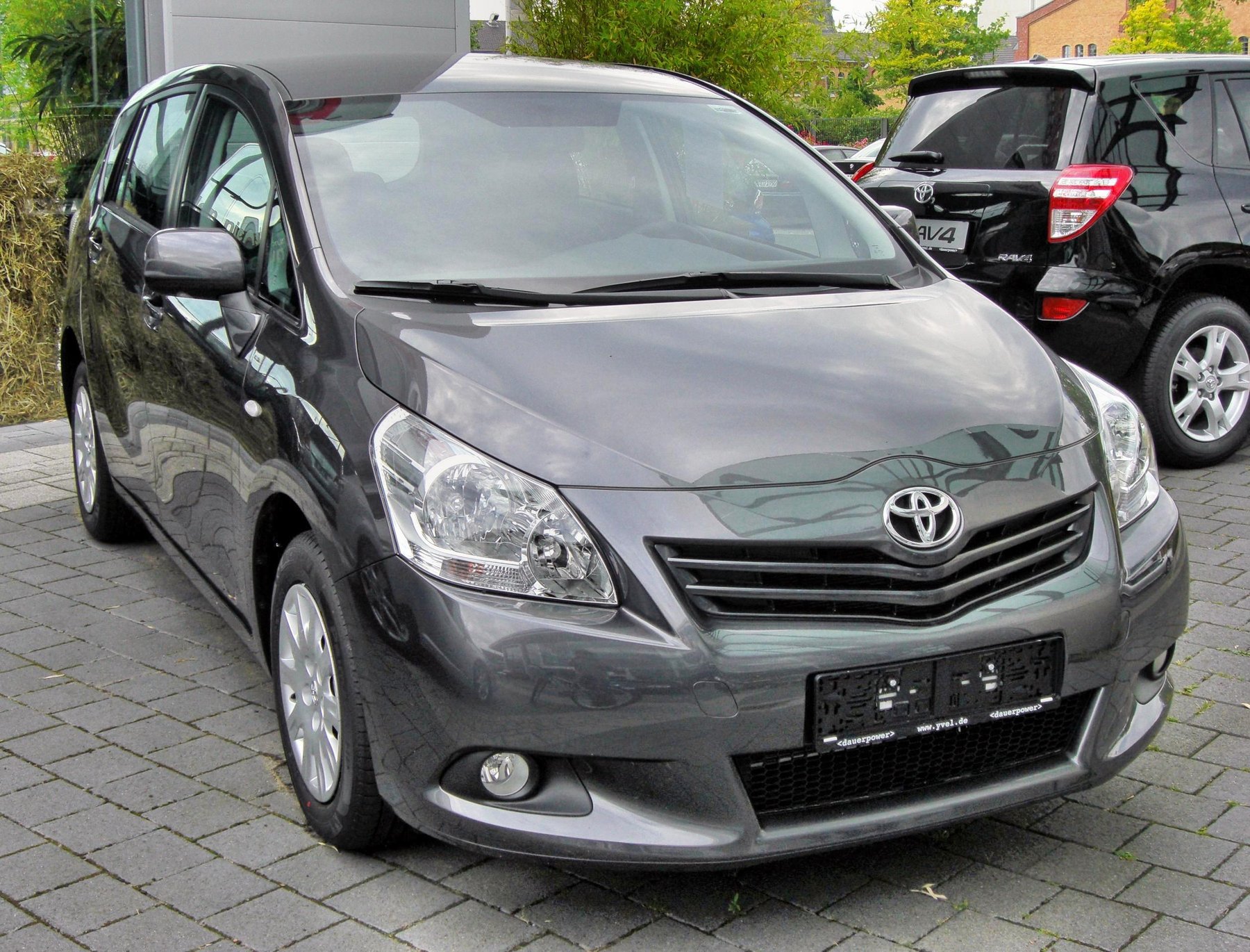 Van Toyota VERSO 2.2 D-4D D-CAT VAN