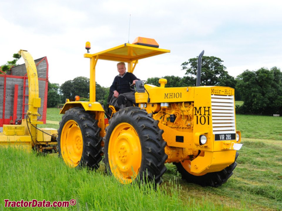 Tractor Muir Hill 101