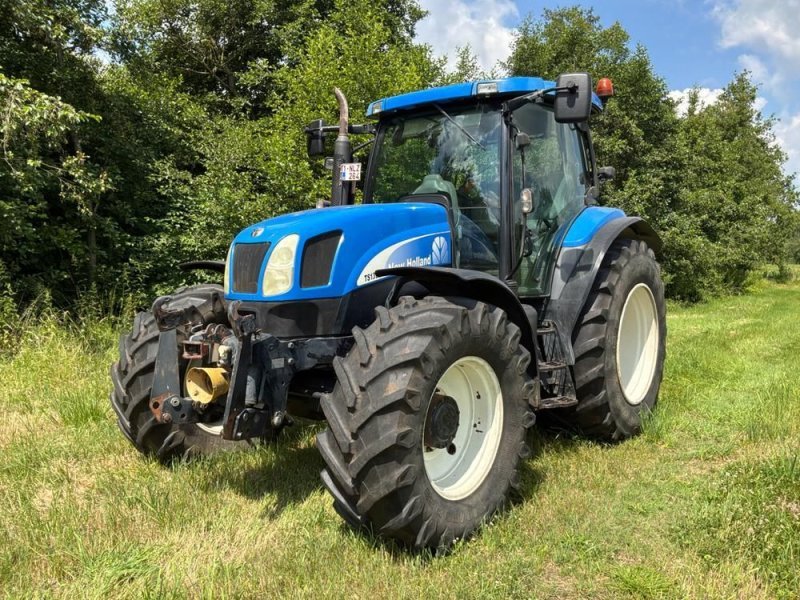 Tractor New Holland TS135A-PECSBC1