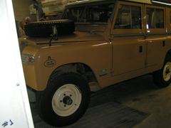 Land Rover 109 NORMAL