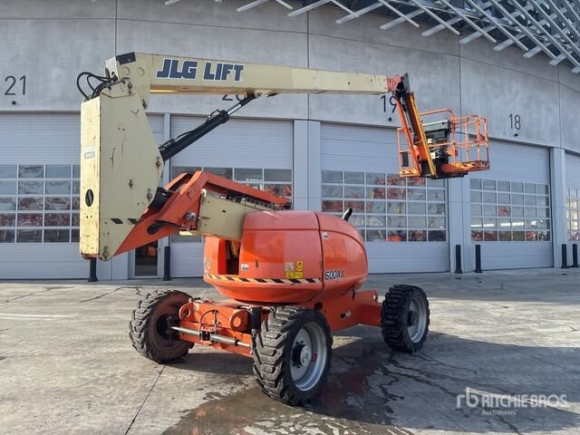 Aerial work platforms JLG 600A 2WD