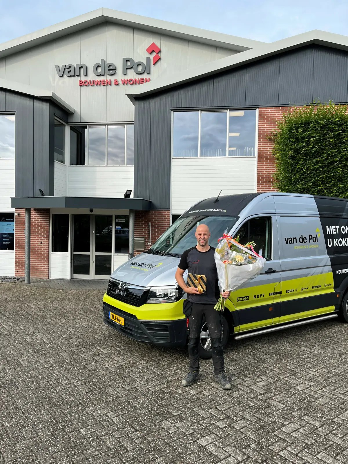 VAN DE POL HK