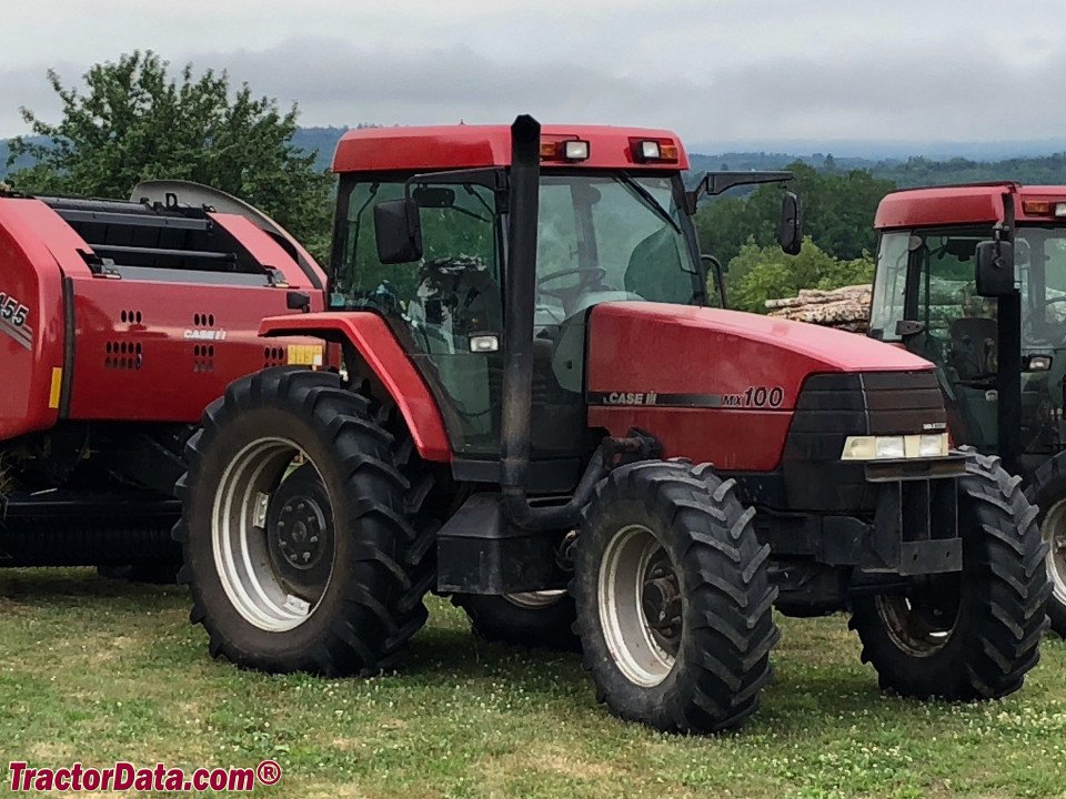 Traktor Case MX100