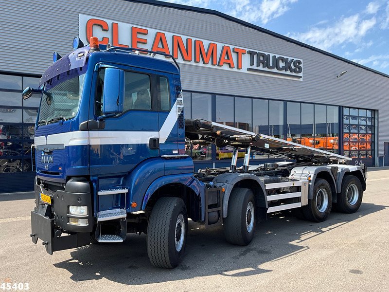 Truck MAN TGS43.440 8X8 BH