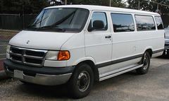 Dodge RAM VAN 2.4I DOHC