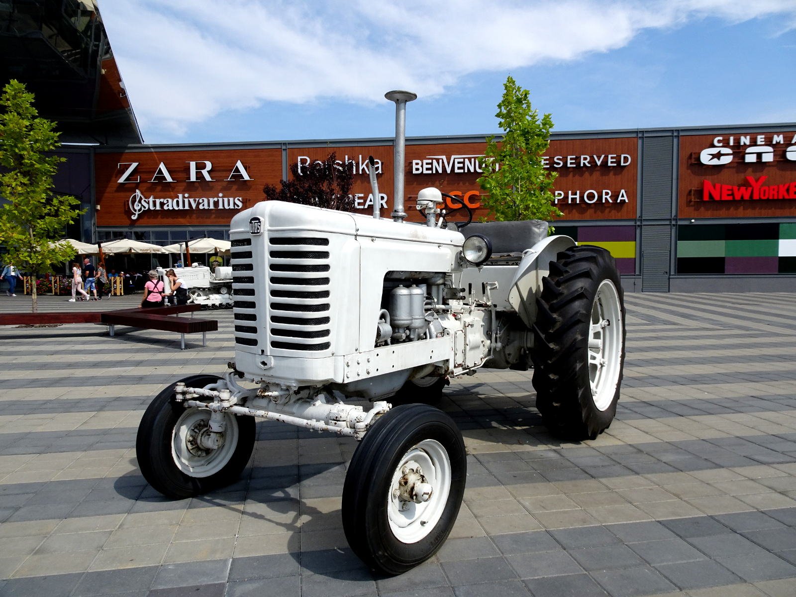 Tractor Utb UTOS-45 E