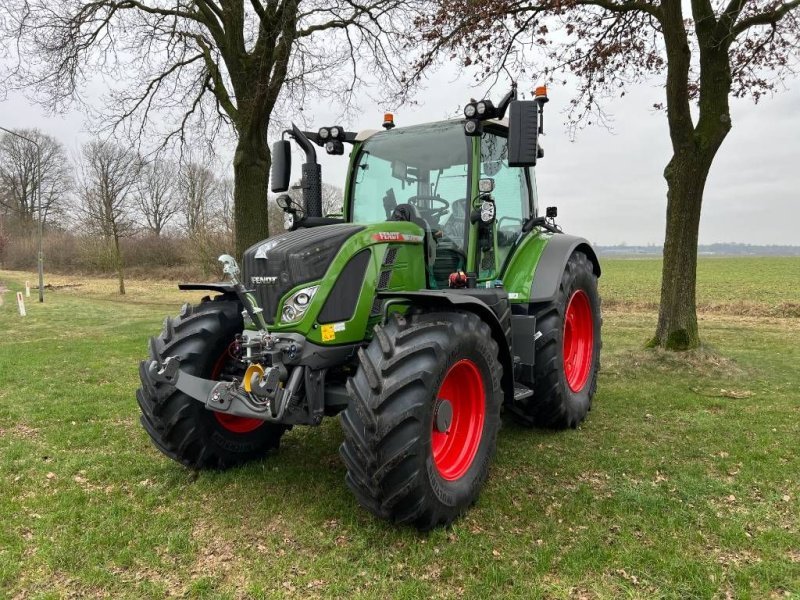 Traktor Fendt 516 4WD