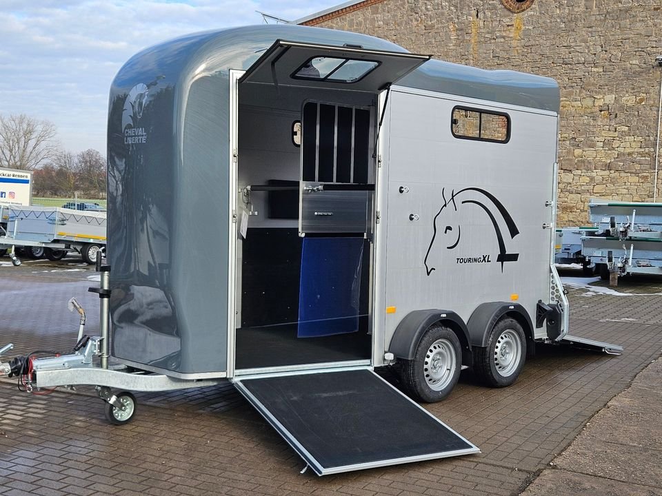 CHATEAU TOURING