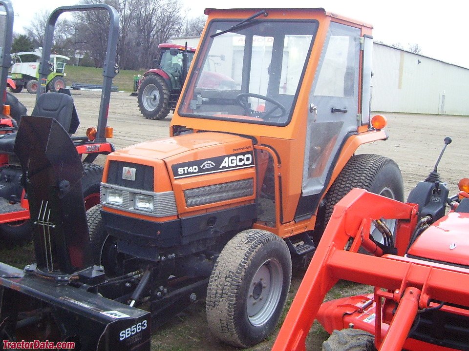 AGCO ST33a