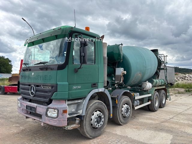 Truck Mercedes Benz ACTROS 3236B 8X4
