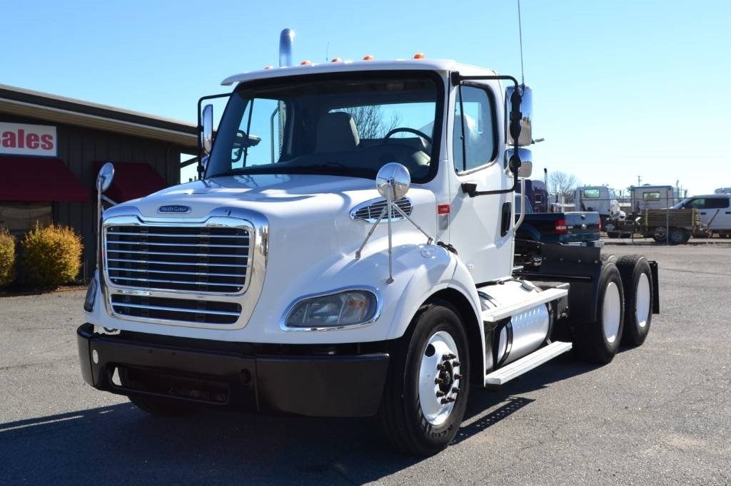 Truck Freightliner BUSINESS CLASS