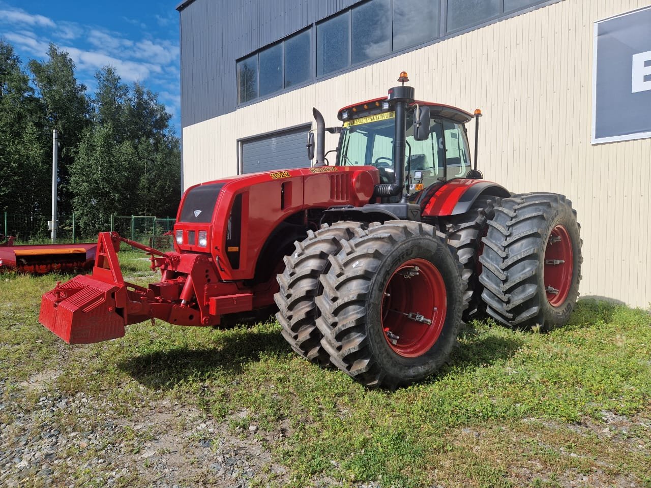 Traktor HMT 3522