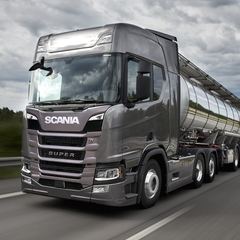 Scania 560 LA 6X2 HHA
