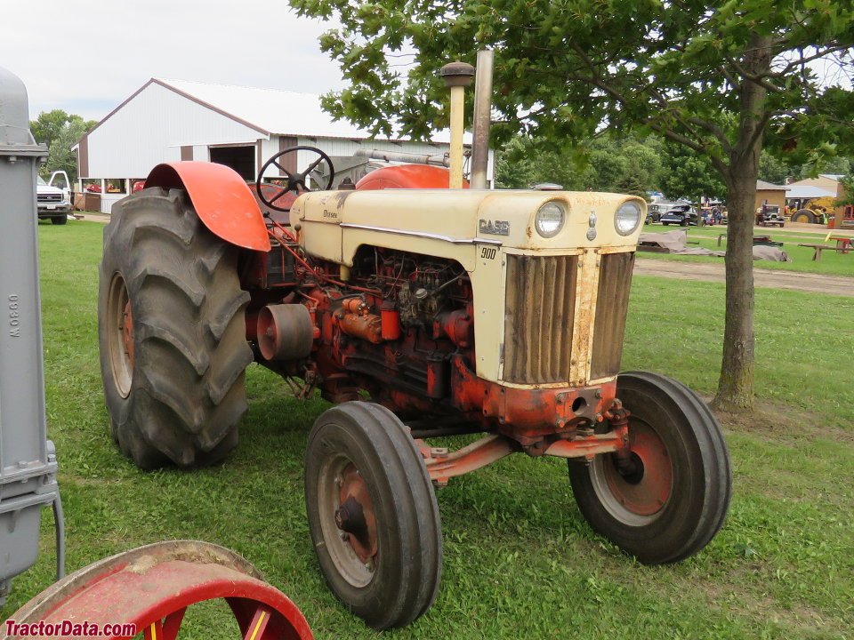 Tractor JI Case 900-B