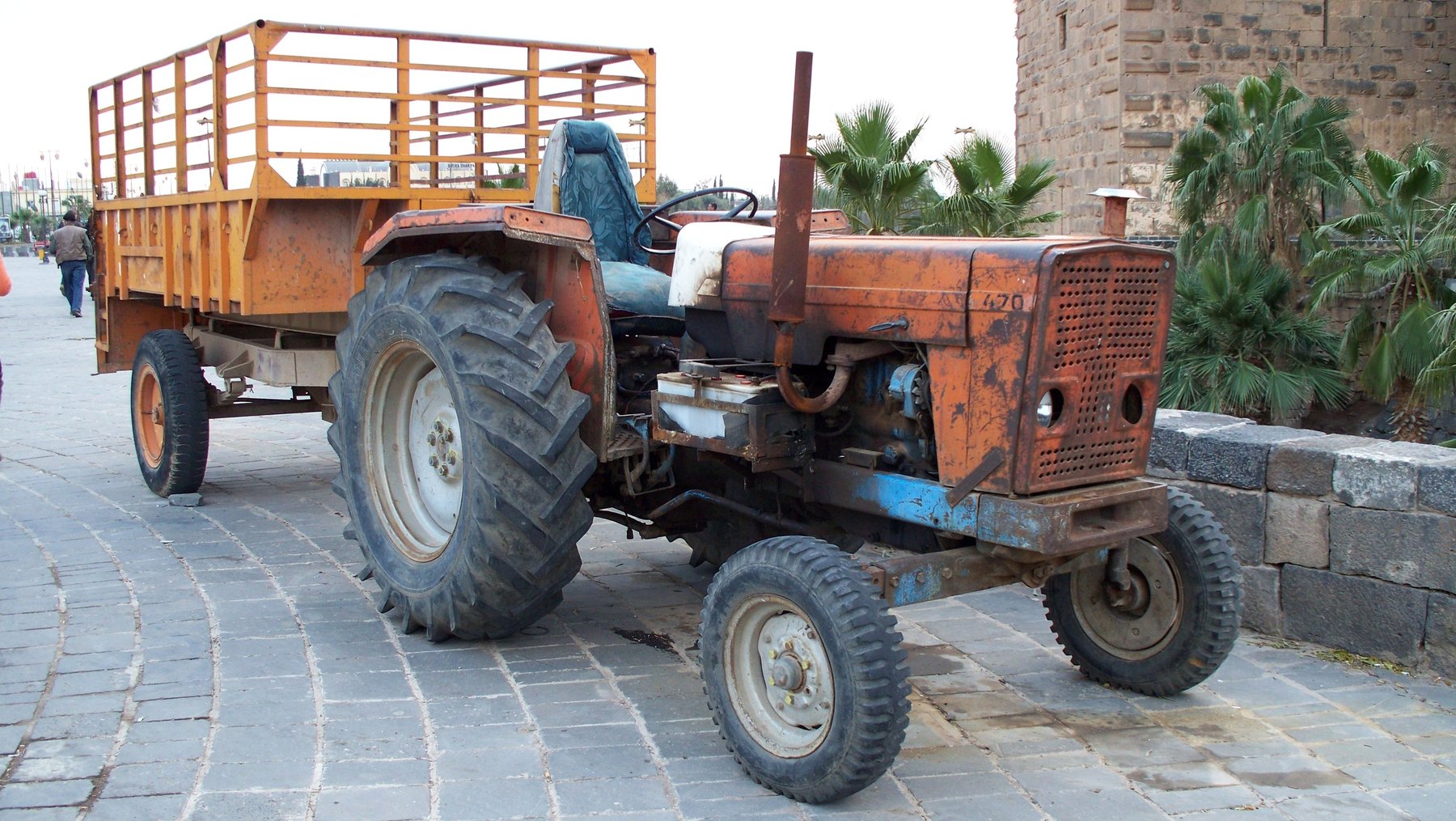 Tractor Ebro 7007-F Industrial