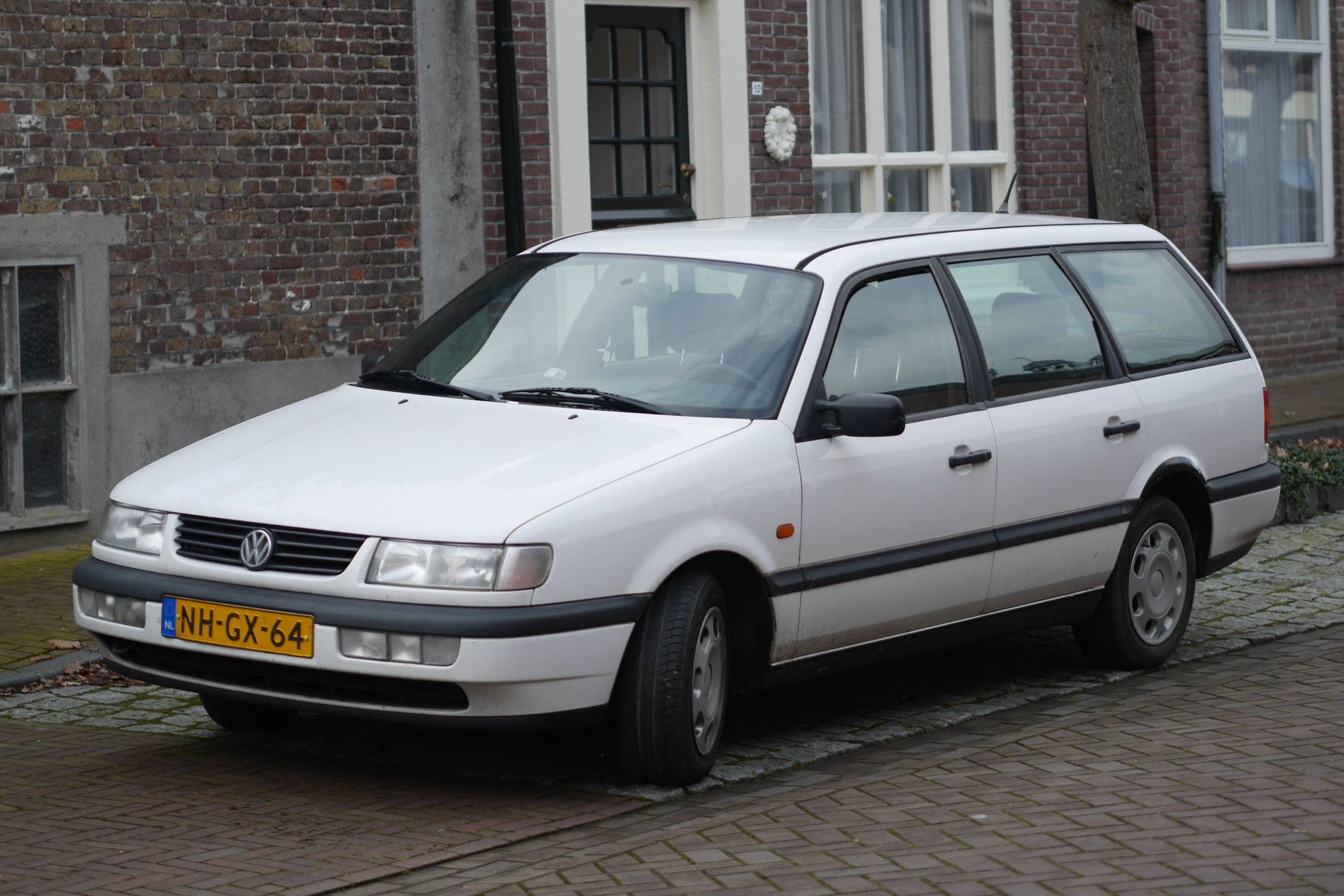 Van Volkswagen PASSAT VARIANT 1.9TD
