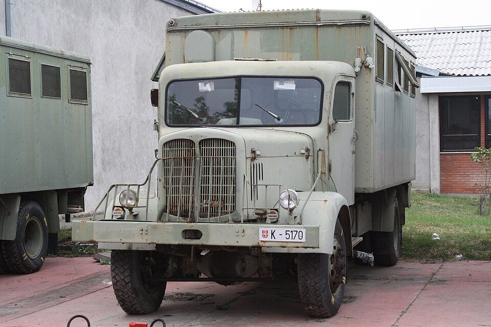 Historic military vehicles Fap FAP 13