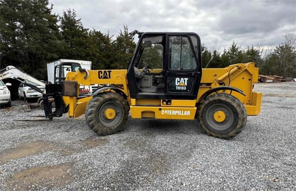 Telehandler Caterpillar TH103 Non-US