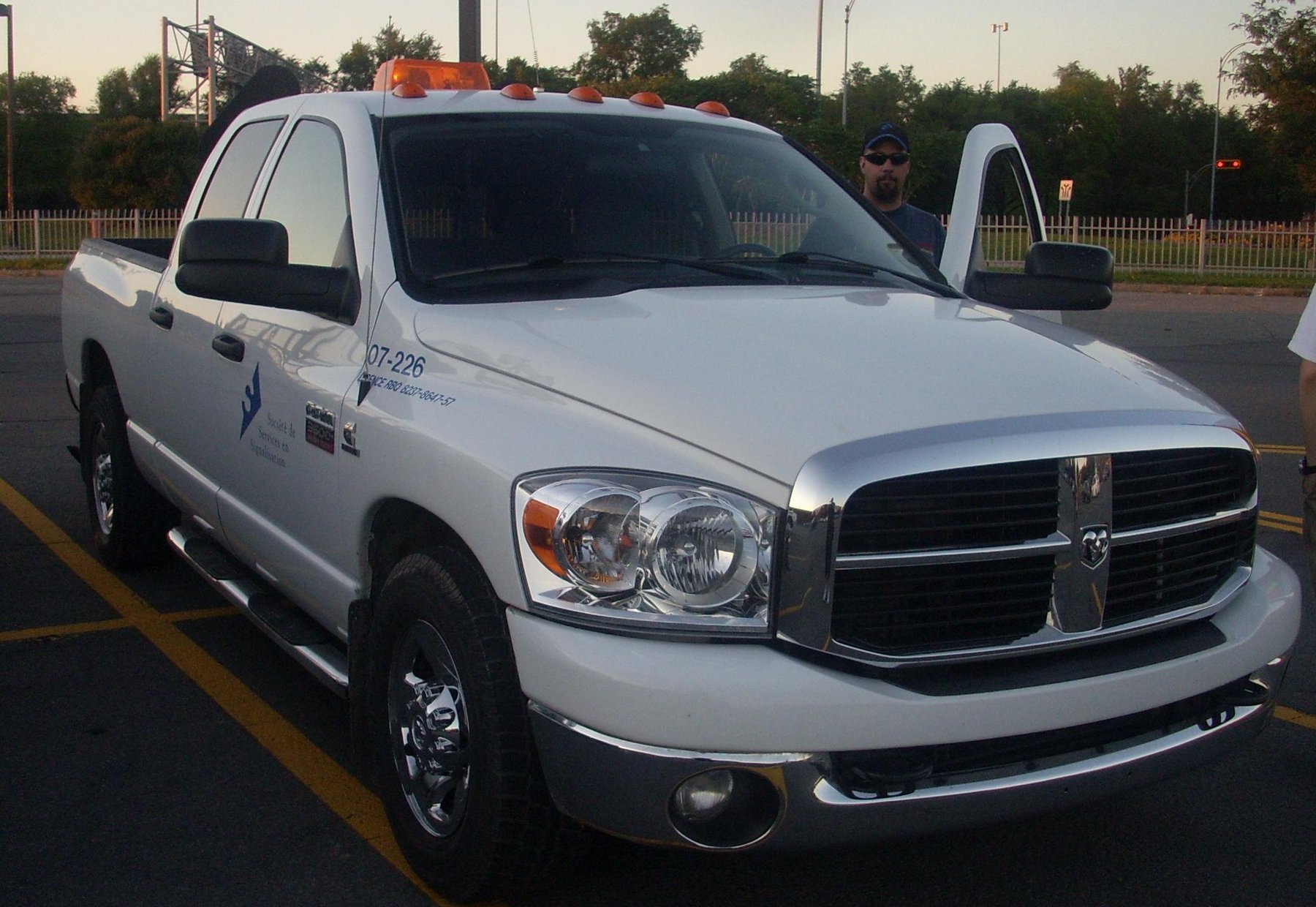 Truck Dodge RAM 3500