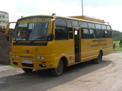 Eicher Goodearth 242