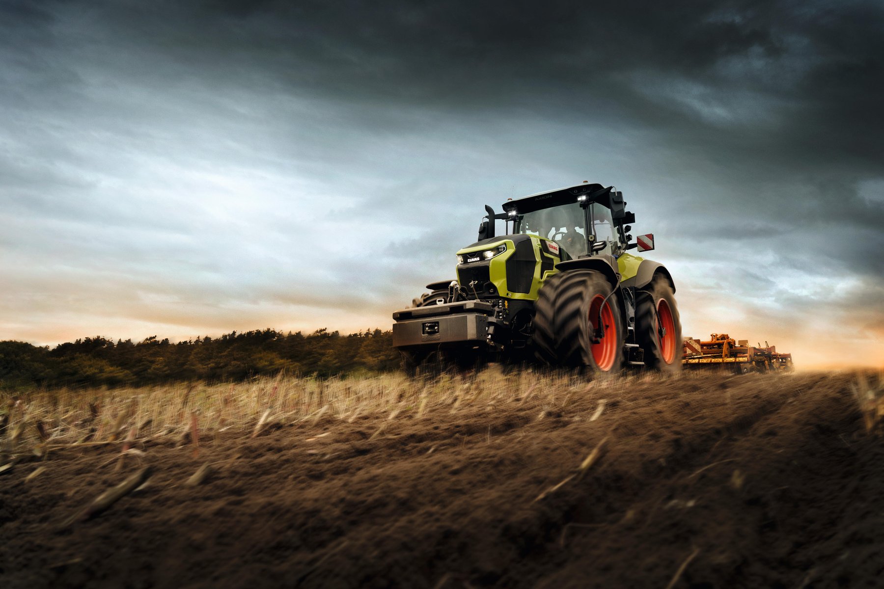 Erntemaschine CLAAS DOMINATORS 106